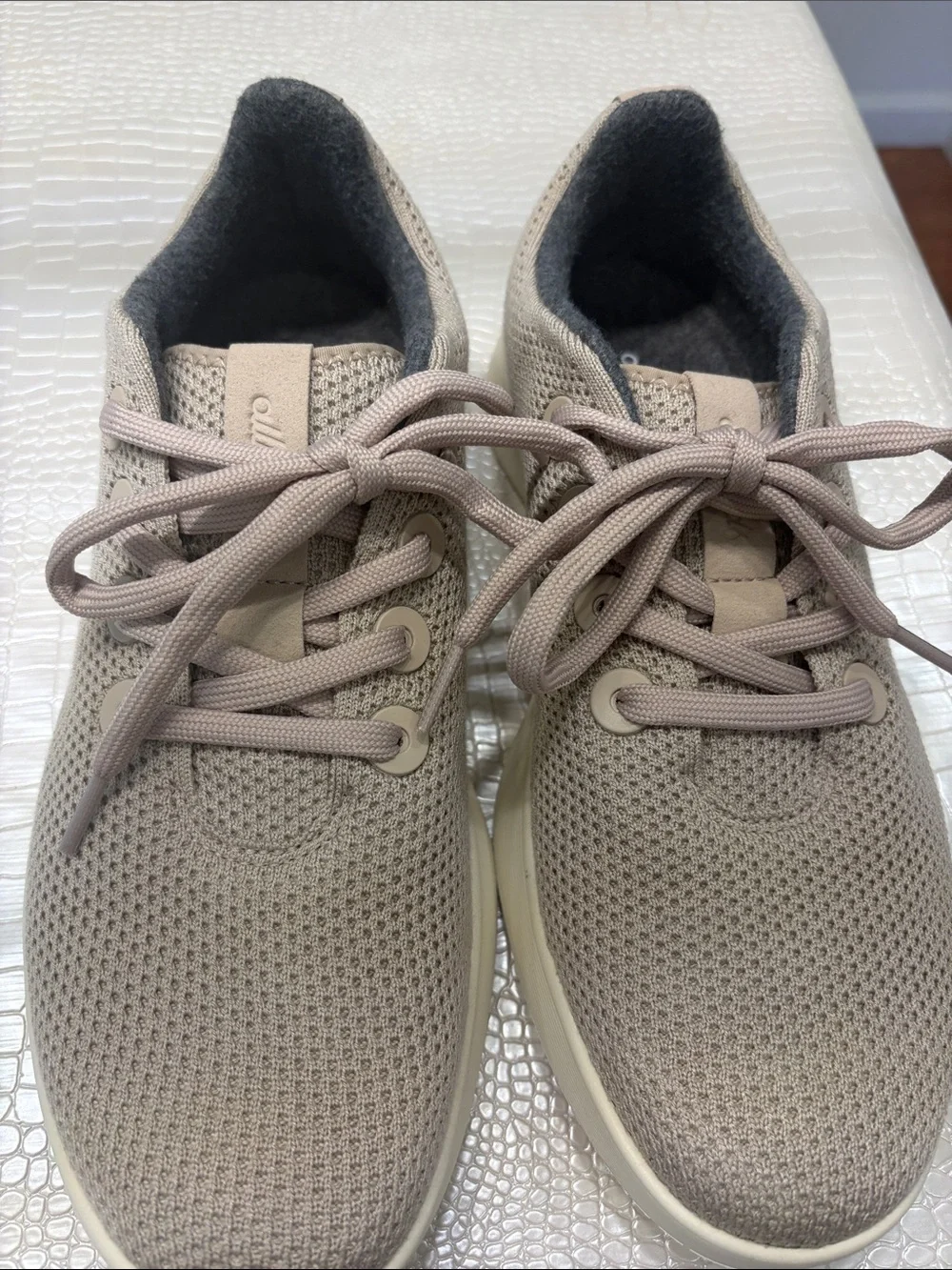 Women all birds sneakers light beige new !